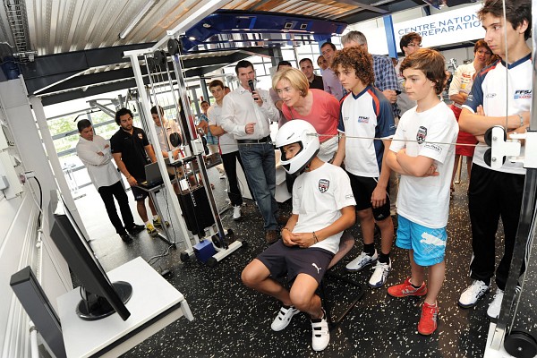 photo d.breugnot inauguration cnepp mai2012 2