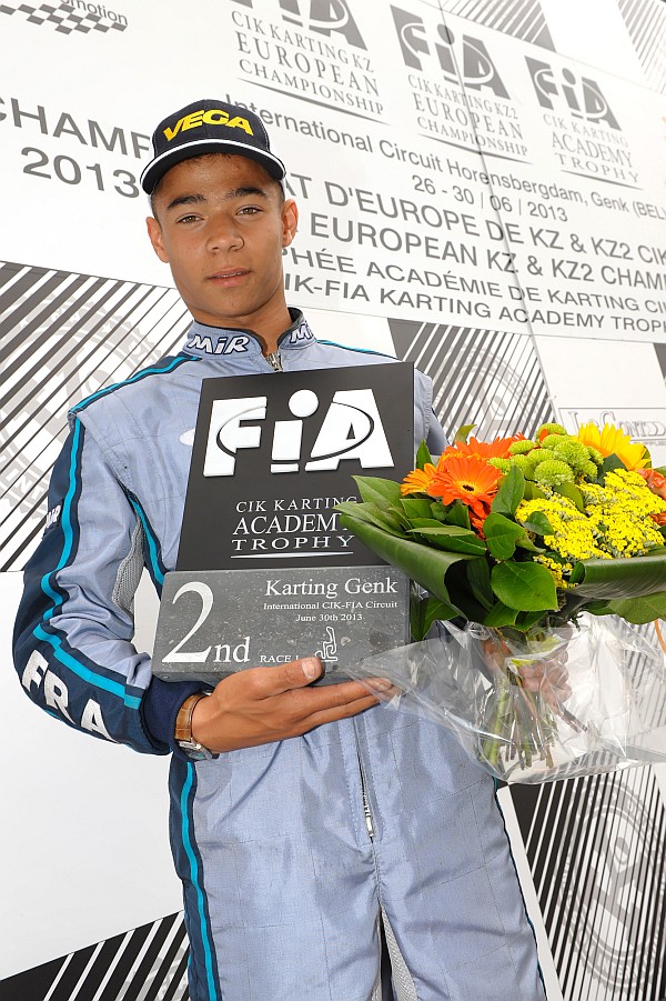 gautier becq sur le podium de la course 1 du trophe acadmie genk